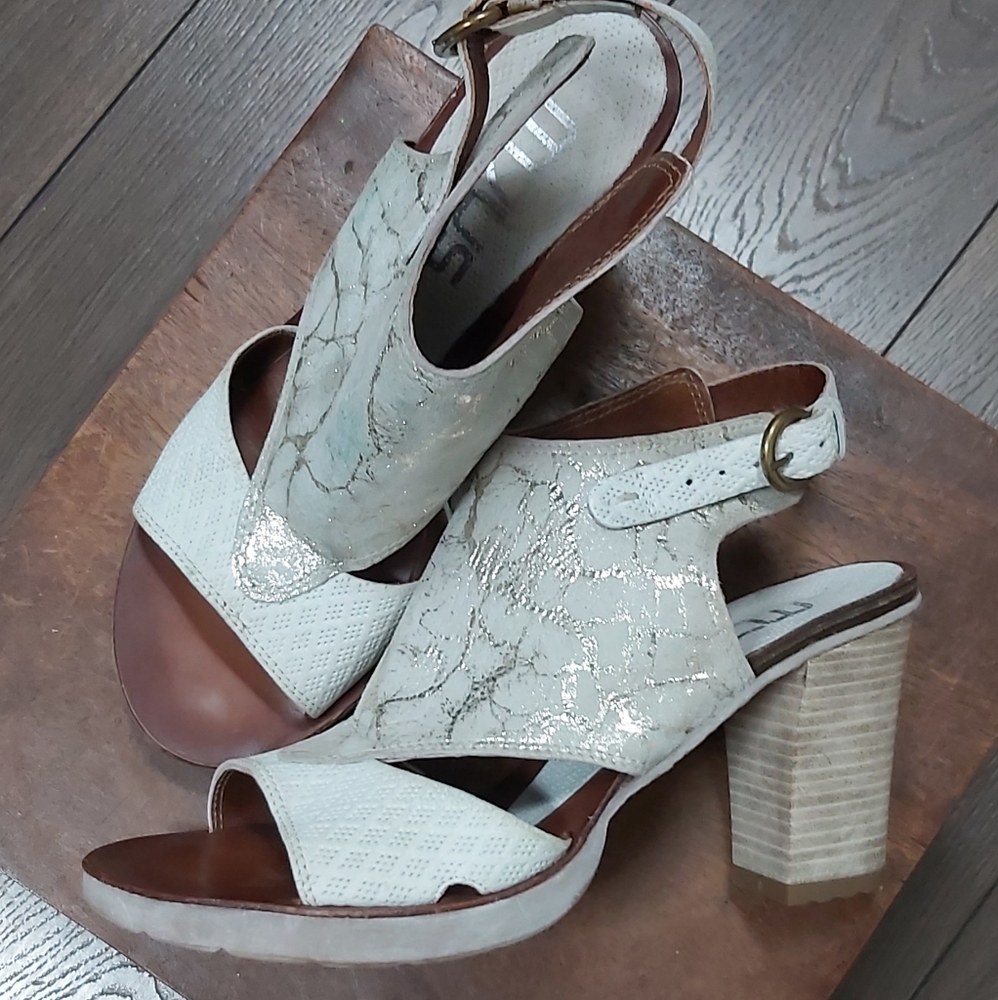 Mjus Damen leather heeled sandals